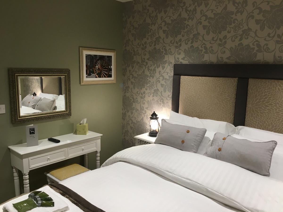Greyhound Inn Wilton Wilton  Eksteriør billede