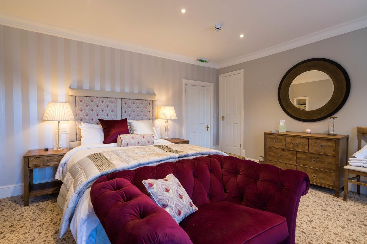 Greyhound Inn Wilton Wilton  Eksteriør billede