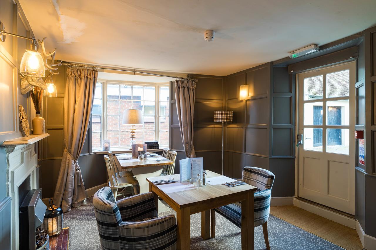 Greyhound Inn Wilton Wilton  Eksteriør billede