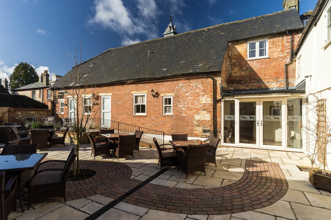 Greyhound Inn Wilton Wilton  Eksteriør billede