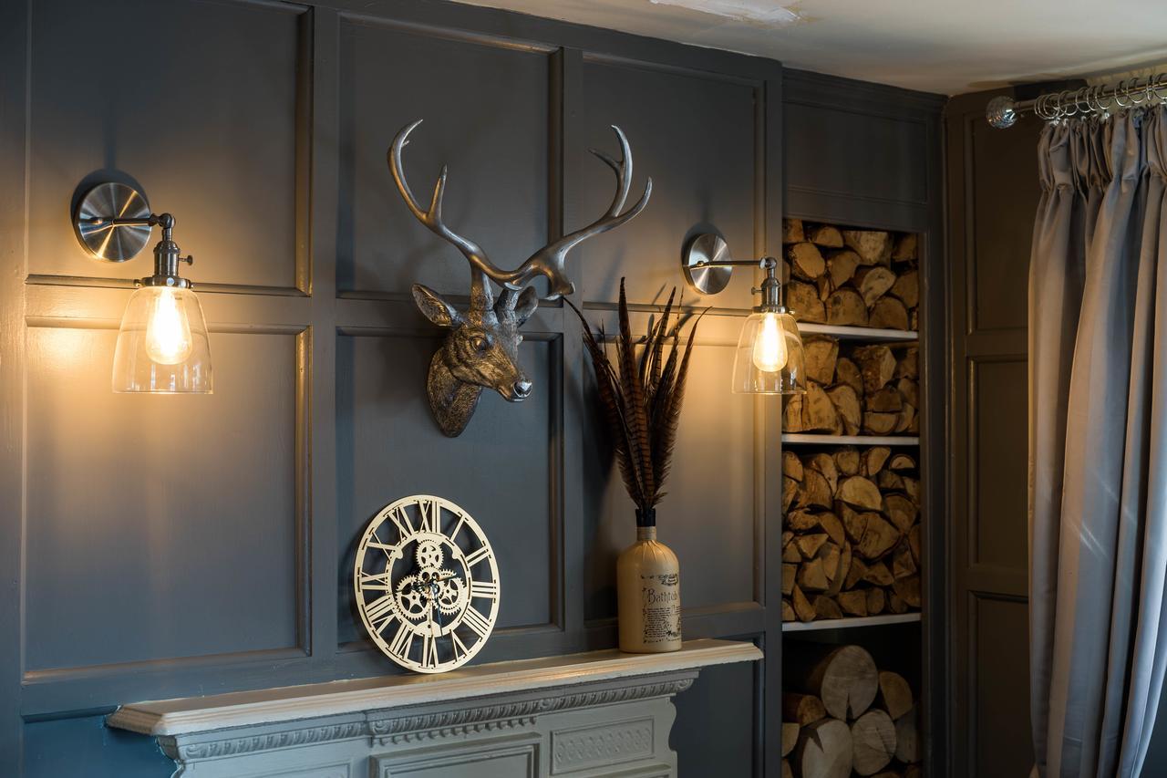 Greyhound Inn Wilton Wilton  Eksteriør billede