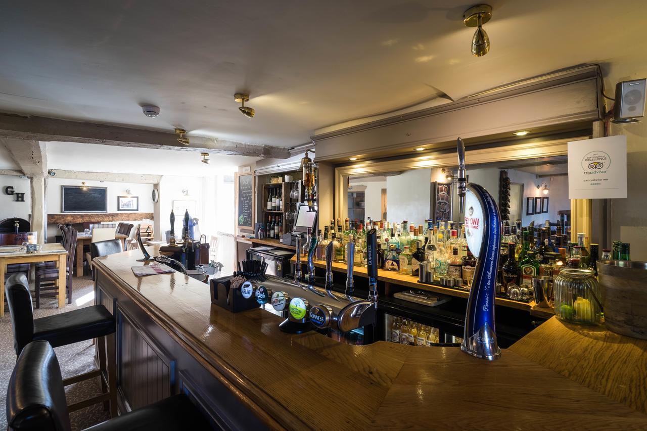 Greyhound Inn Wilton Wilton  Eksteriør billede